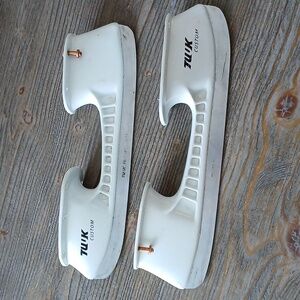 Hockey Blades & Holder